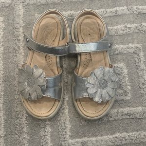 Naturino Flower silver leather sandals